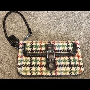 *Like New* Coach wristlet